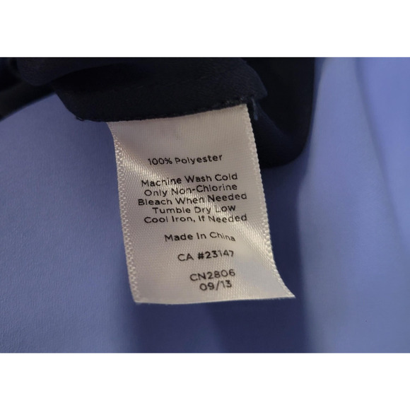 Talbots Shirt Womens XL Navy Blue Color Block Button Front Roll Tab Long Sleeve - Picture 11 of 12